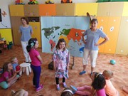 Divadlo Cestujeme kolem světa za pohádkou